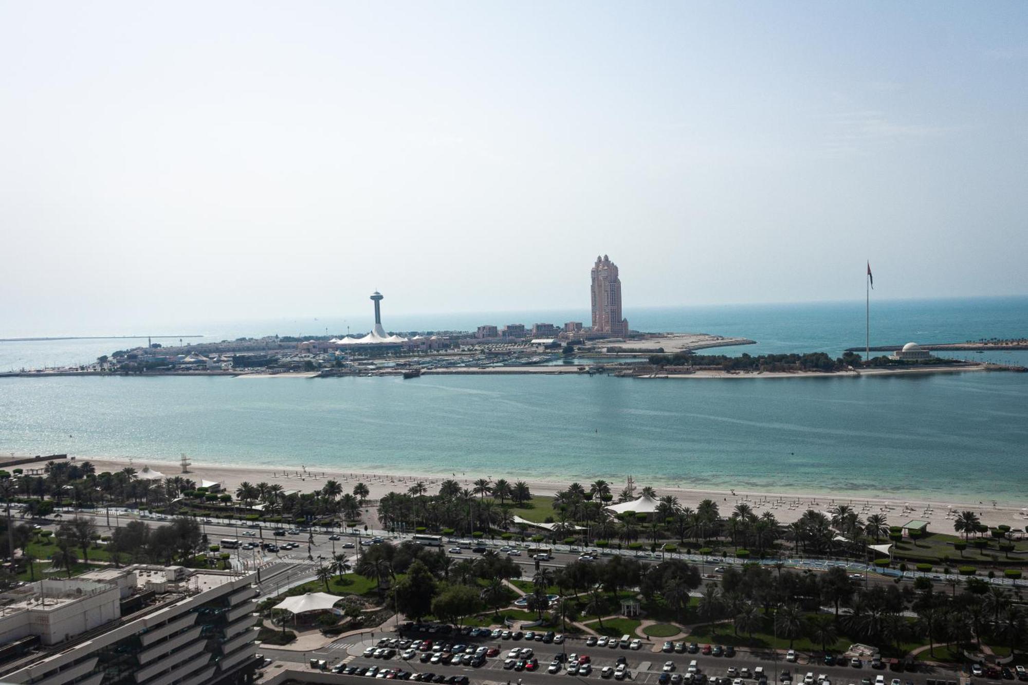 Book Me! 3 Bedroom Apartment Beach Front Abu Zabi Zewnętrze zdjęcie